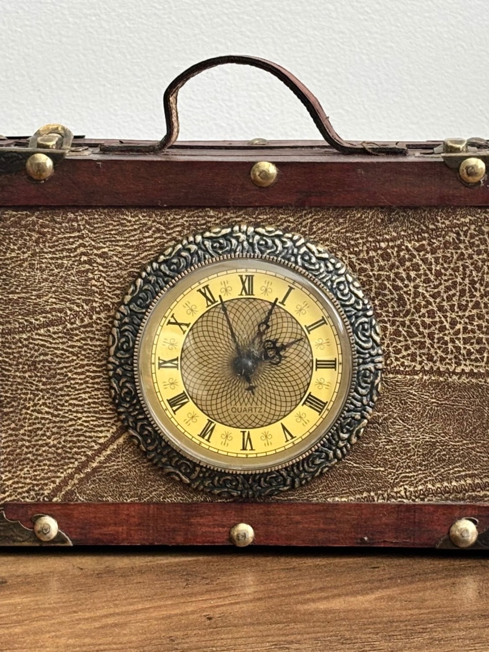 VINTAGE Cherry Wood Suitcase Rustic Style Storage Box Clock Leather Chest Wooden